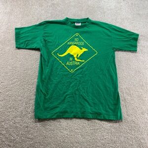 B&C Graphic Shirt Mens Small Green No Kangaroos In Austria Short Sleeve Cotton‎